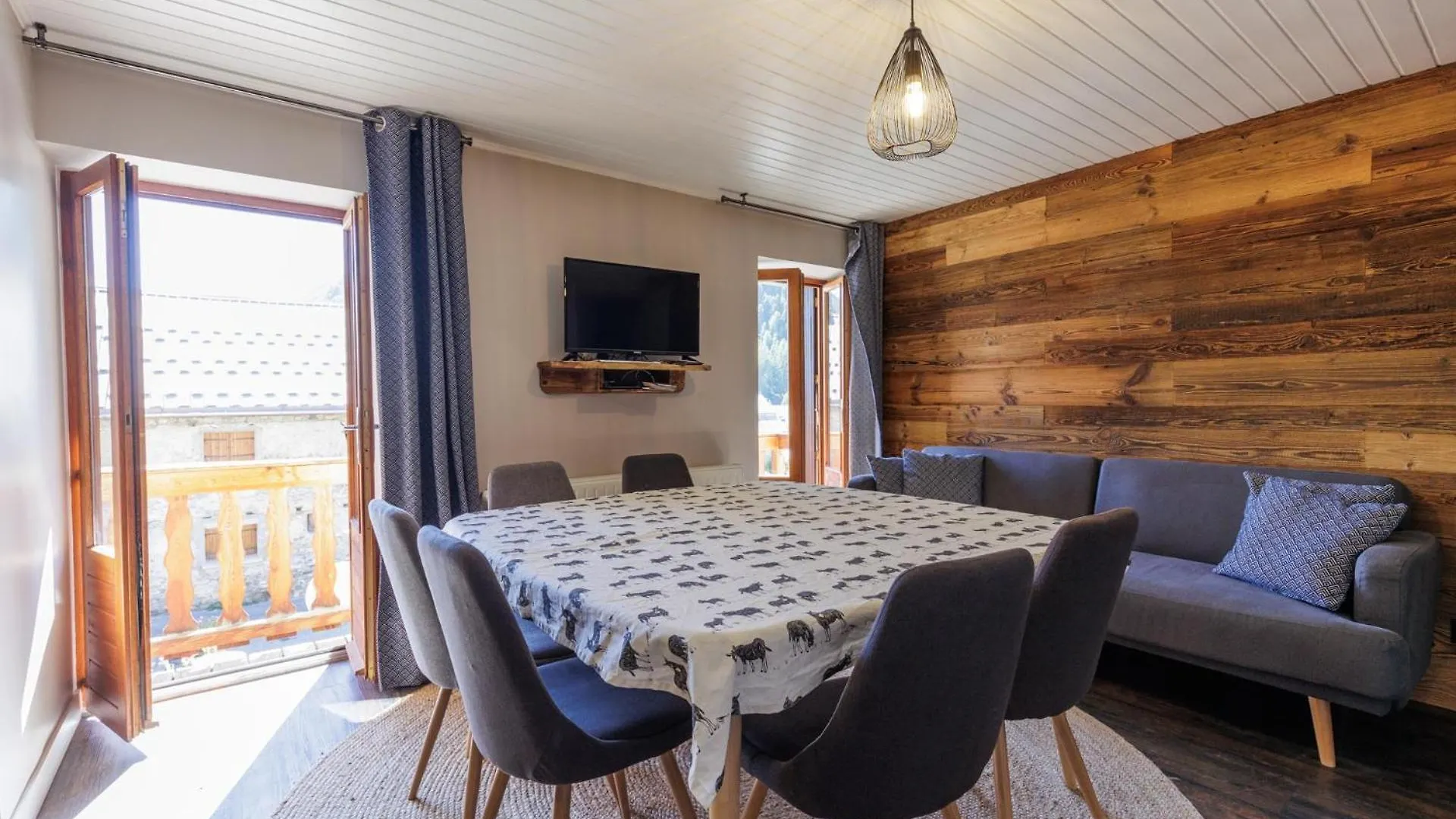 La Casse Deserte Arvieux Aparthotel